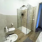 בית הארחה Urban 55 אורוסיי