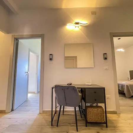 Urban 55 Гостевой дом Орозеи